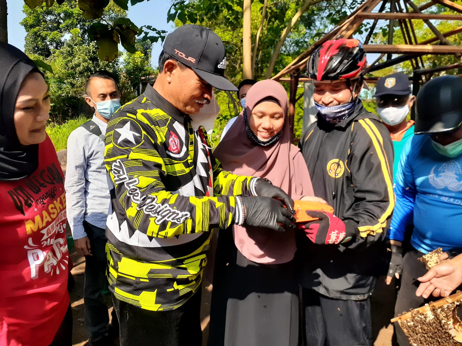 WhatsApp Image 2022-04-08 at 12.30.14 (1) WhatsApp Image 2022-04-08 at 12.30.14 (1)